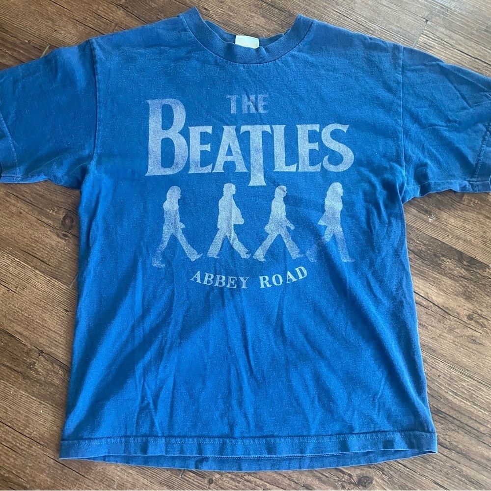 Vtg the Beatles apple corps licensed 2005 men Small one